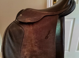 17.5 inch wide GP saddle