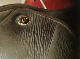 Gfs black saddle