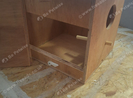 Parakeet Nestbox