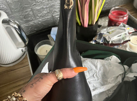 Woman&rsquo;s boots