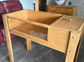 Tortoise table