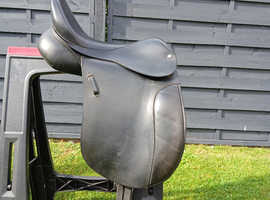 BARGAIN - Hand Made English Leather Dressage Saddle (18inch) (Made by Penny Dickson) and Wintec Dressage Girth