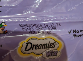 Dreamies Cat treats