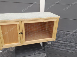Rabbit hutch