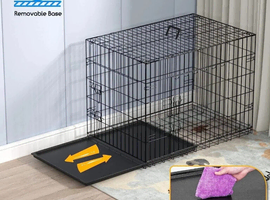 DOG/PUPPY CAGE/CRATEWITH TRAY MEDIUM HARDLY USED