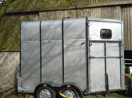 Ifor Williams classic HB510 Horse Trailer