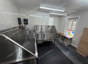 Dog grooming Salon Exeter  - pick up available