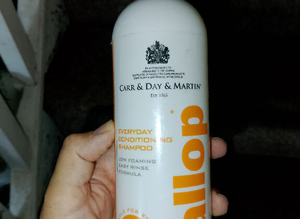 Horse shampoo