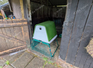 Omlet go up chicken coop and run