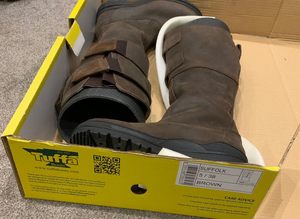 Tuffa Boots