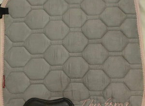 This Esme saddle pad