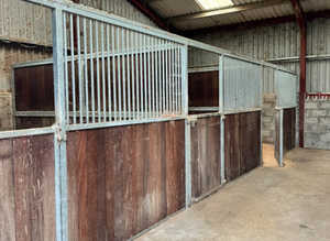 3 remaining DIY stables and 1.2acre grazing.