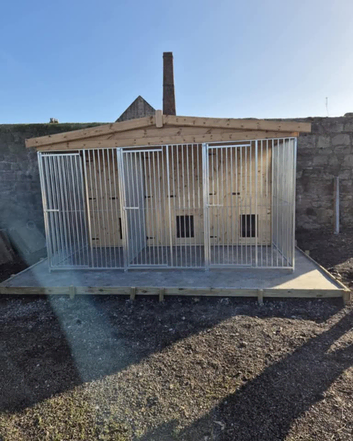 3 bay kennel