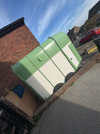 Stunning horse box trailer conversion/ mobile coffee shop/ mobile bar/food events