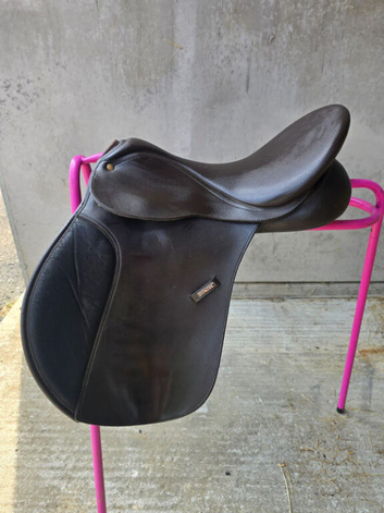 16.5 gp wintec saddle