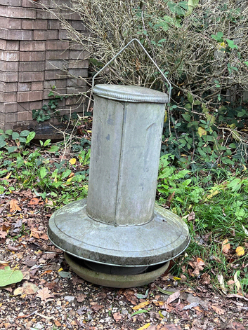 Chicken feeder