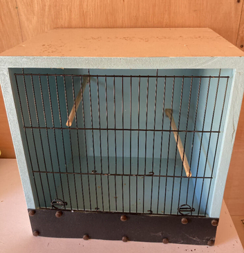 Finch Canary Single Bird Breeding Box Holding Cage in Melton Mowbray