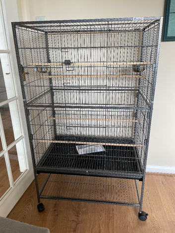 Brand new large cage, ideal for cockatiels and conures etc