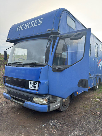 2002 horsebox