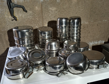 SELECTION OF S/S BIRD DISHES