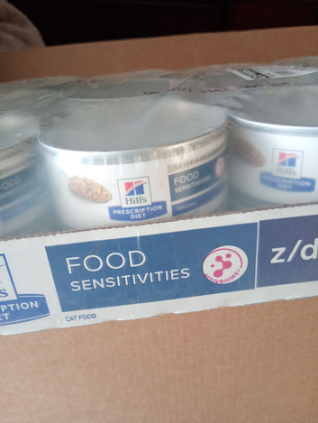 ZD hypoallergenic cat food new 24 tins