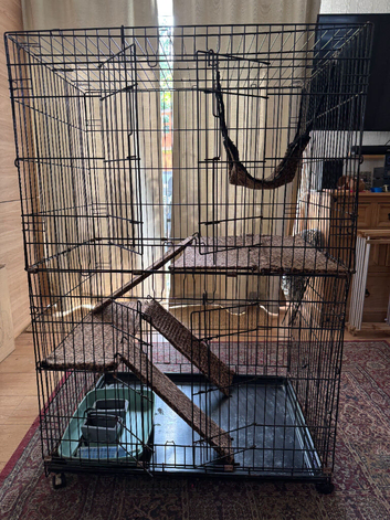 Foldable cage/playpen for pets