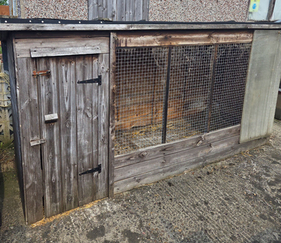 Wooden Dog Kennel