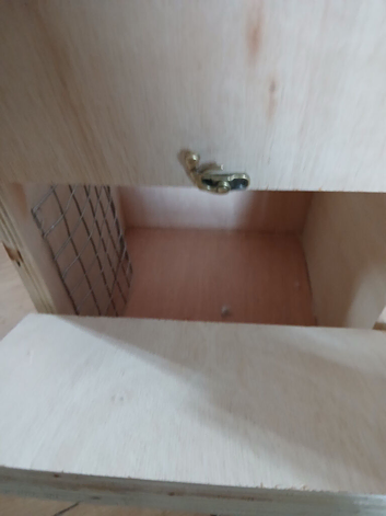 Breeding box
