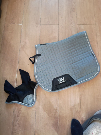 Woof wear pony gp saddlepad and ear veil