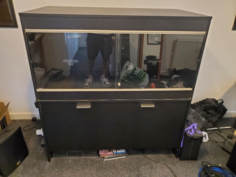 Vivexotic Repti-Home Vivarium and Cabinet (NO REPTILES INCLUDED) (120 x 126 x 62cm) including thermostat, UV bulb and decor