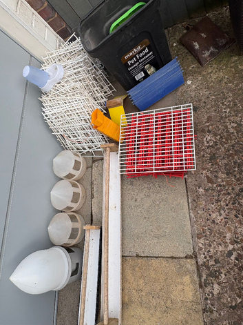 Pigeon accessories