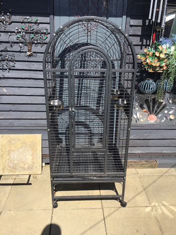 Large Open Top Parrot Cage With Toys/Perches.