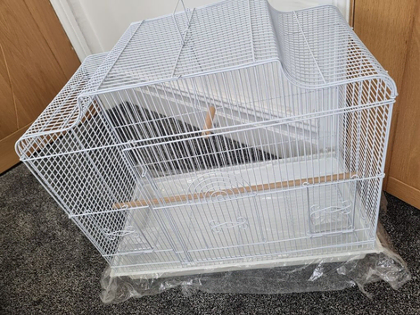 Brand new bird cage