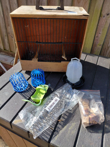 Bird cage / aviary accessories