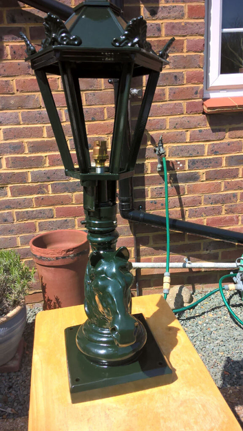 OUTSIDE HORSE LAMP