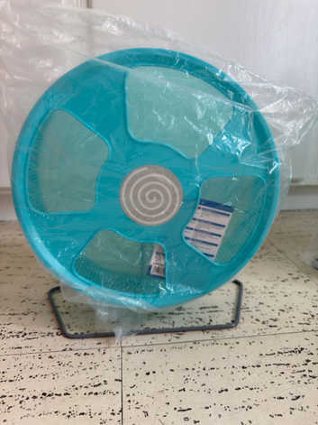 Hamster wheel. 28cm Trixie Hamster Wheel. Blue.