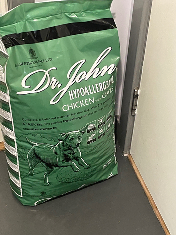 Dr hypoallergenic chicken and oats